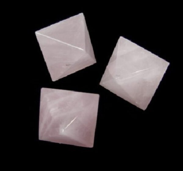 Octaedro Quartz Rosa,  30-40mm - Image 2