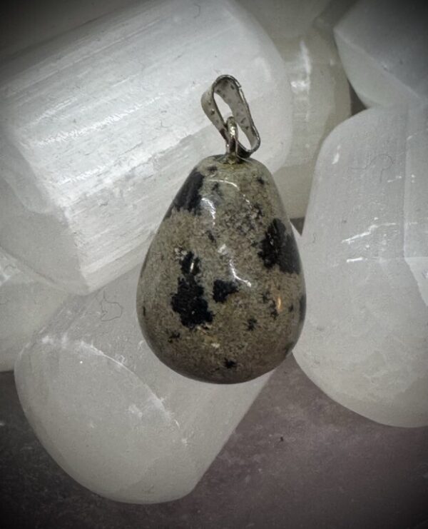 Pingente de Jaspe Dalmata