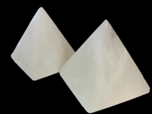 Selenite, piramide