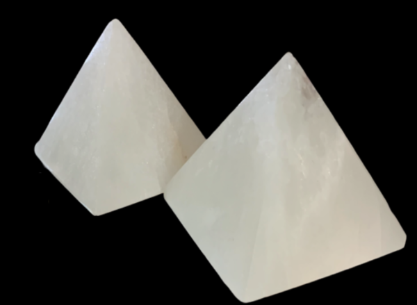 Selenite, piramide