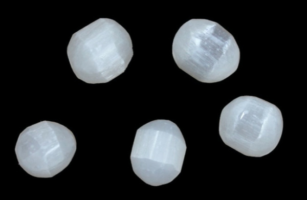 Selenite, pedra rolada