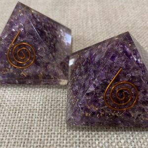 Ametista,piramideOrgonite*mm
