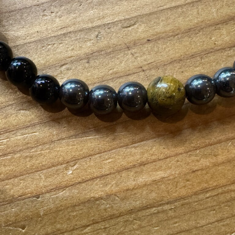 Japamala de Turmalina Negra, Hematite e Olho Tigre, 44cm - Image 3