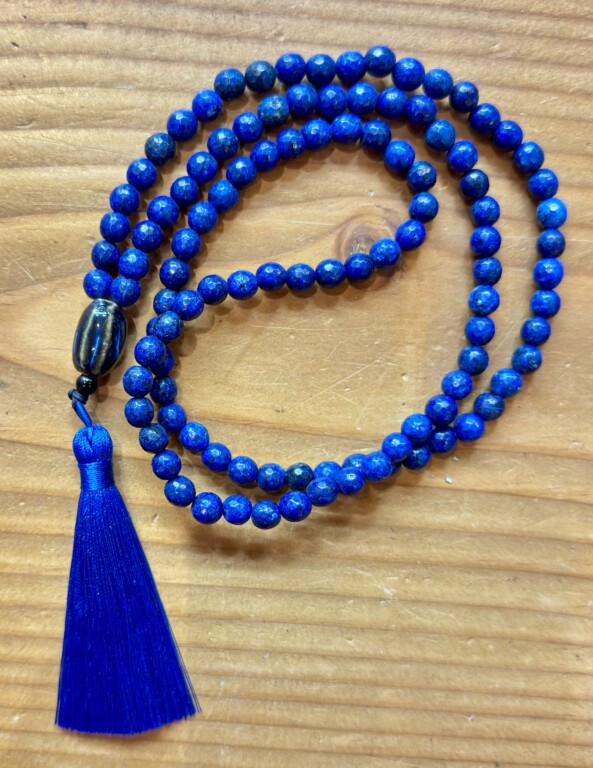 Japamala Lapislazuli. 42cm