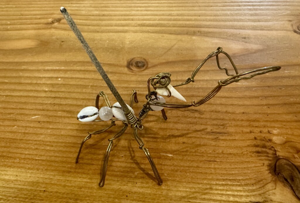 Porta Incensos Bronze Louva Deus - Image 3